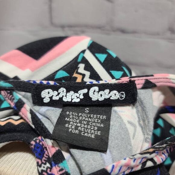 planet gold multi colored zigzag tank top - Picture 9 of 10